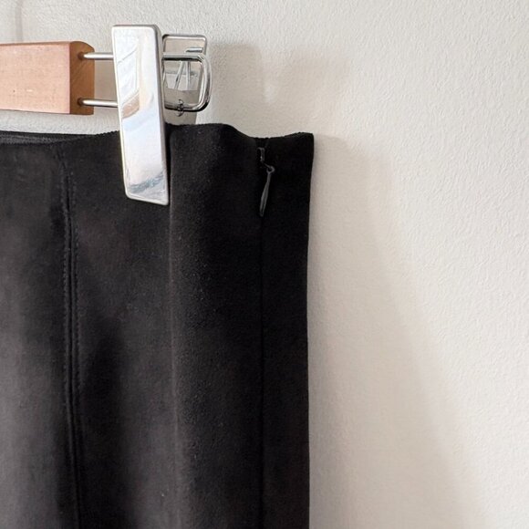 Aritzia Babaton Hopper Faux Suede Mini Skirt Black Size 12 - Picture 5 of 8